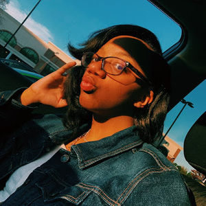 Meet your Posher, Eden